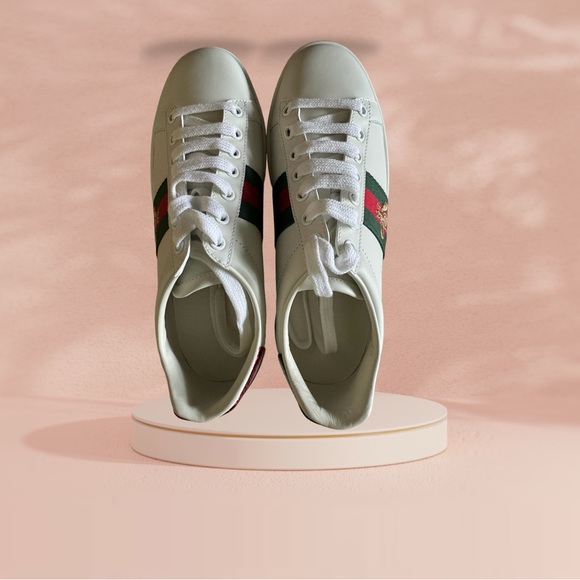 Gucci Bee sneaker - Picture 2 of 7